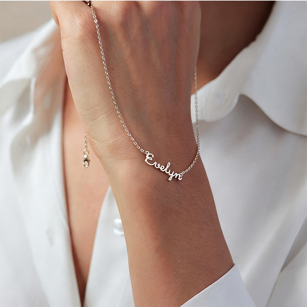 Custom Exquisite Minimalist Name Necklace for Women